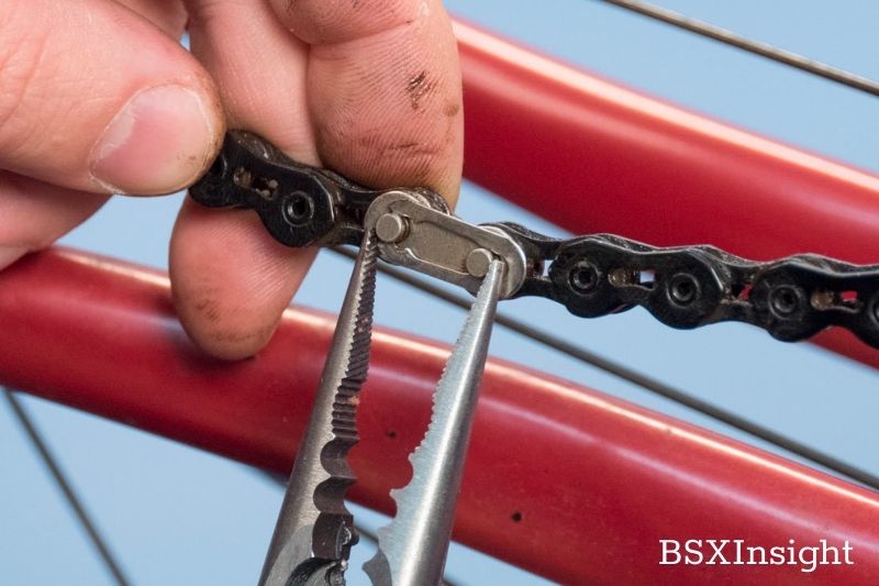 how to tighten bike chain 