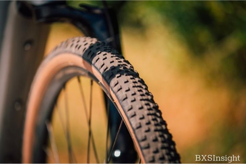 what is a gravel road bike Tyres