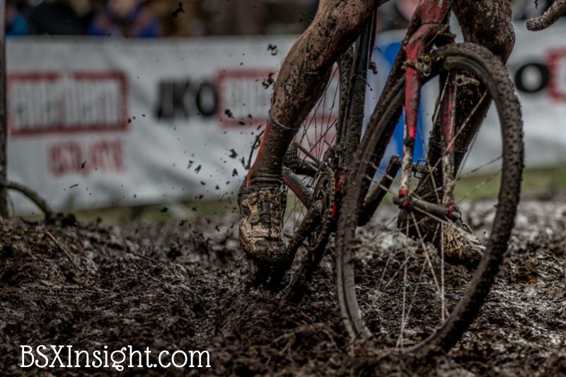 Cyclocross vs Gravel: Mudguards and Luggage Mounts